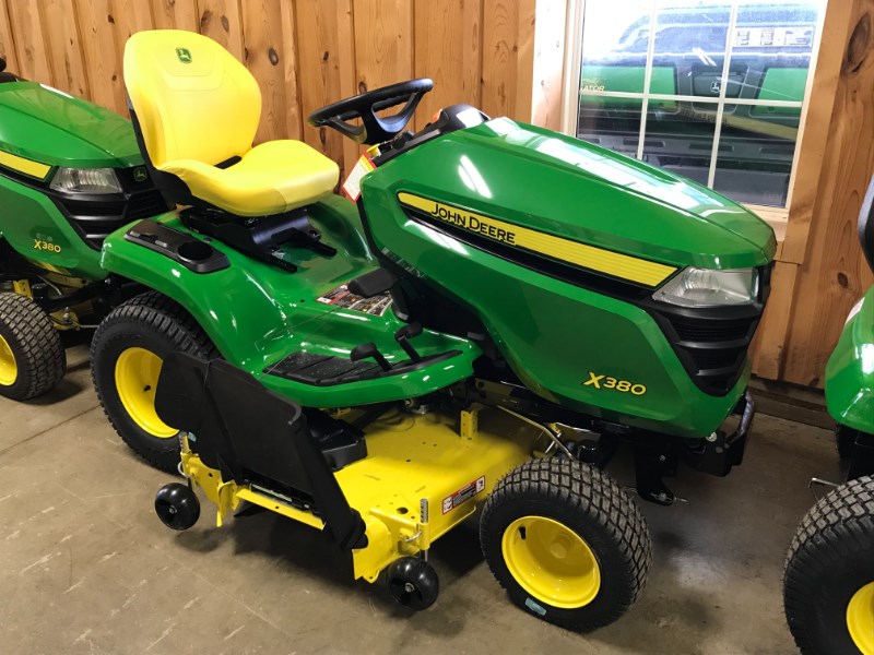 2024 John Deere X380 - 48