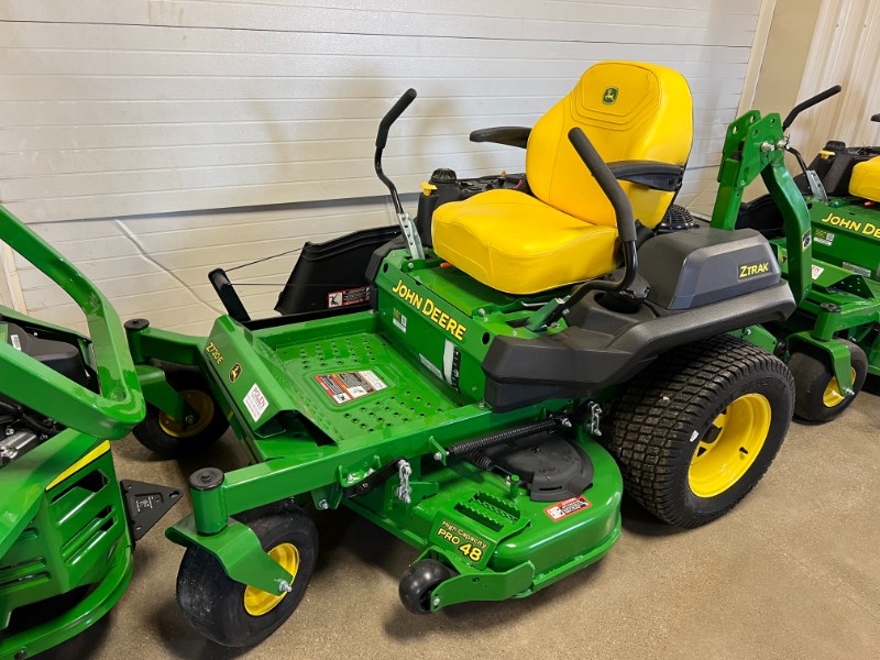 2026 John Deere Z720E - 48