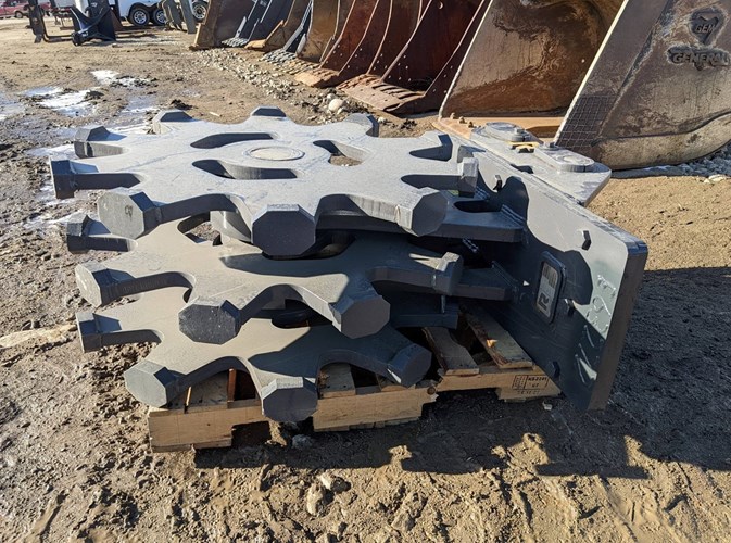 2022 Rockland PC240COMP18 Excavator Attachment For Sale 2022 Rockland PC240COMP18 Excavator Attachment For Sale