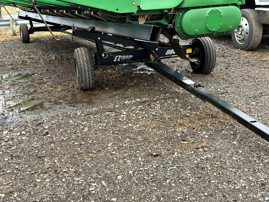 2022 E-Z Trail 880 - 37' Header Trailer For Sale
