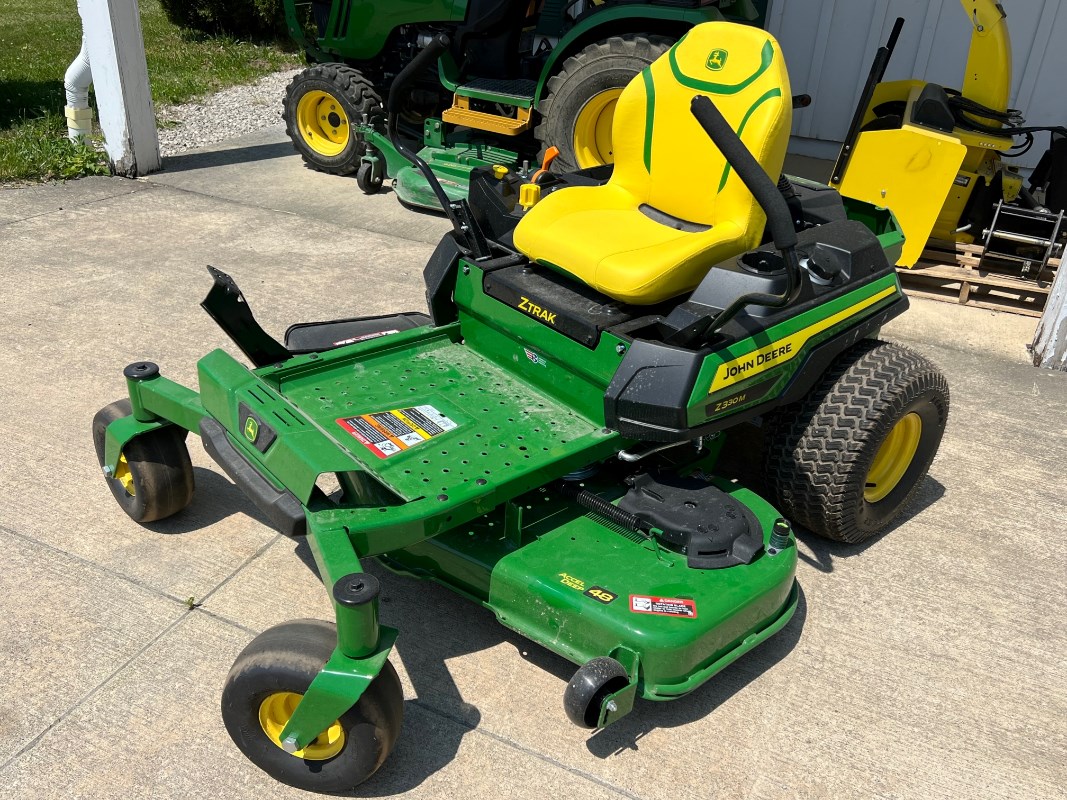 2026 John Deere Z330M - 48