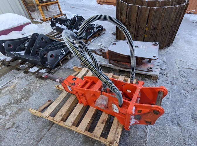 2022 NPK PH-3TOP Hammer For Sale 2022 NPK PH-3TOP Hammer For Sale