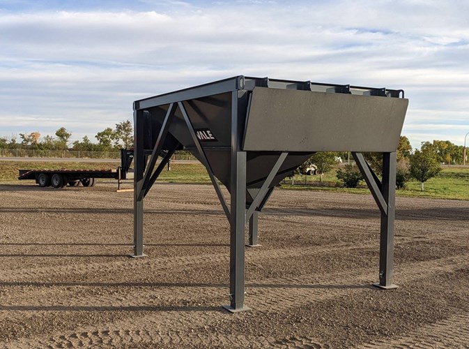 2022 Vale Industries 8X11 HOPPER Feeder For Sale 2022 Vale Industries 8X11 HOPPER Feeder For Sale