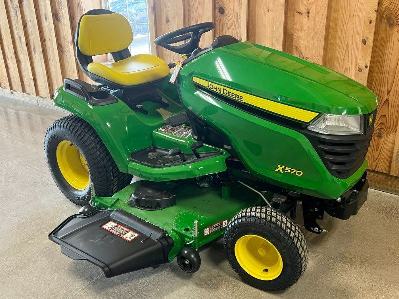 2024 John Deere X570 - 54