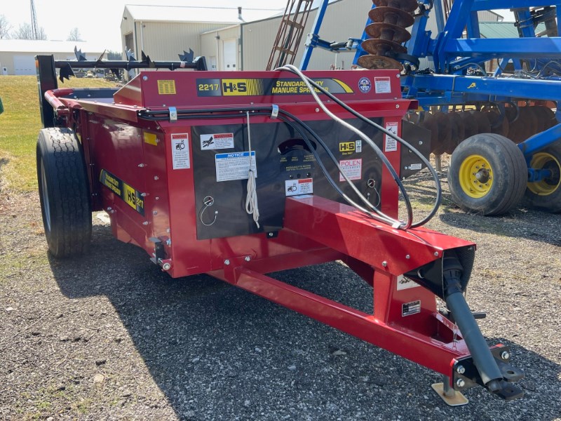 2024 H & S S2217 Manure Spreader-Dry/Pull Type For Sale