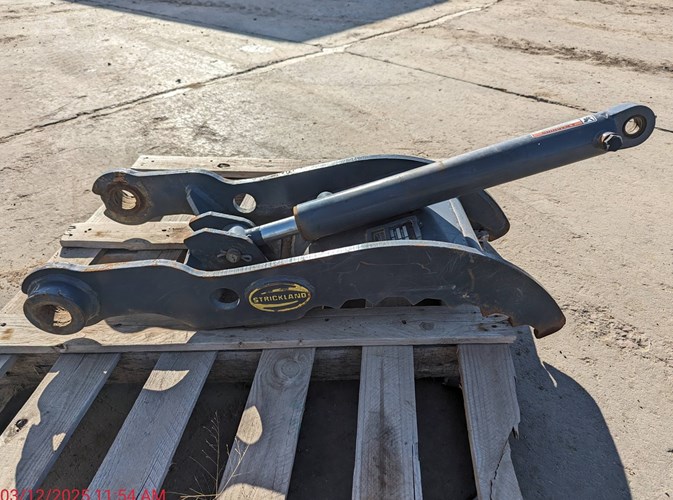 Strickland ZX60T Excavator Thumb For Sale Strickland ZX60T Excavator Thumb For Sale