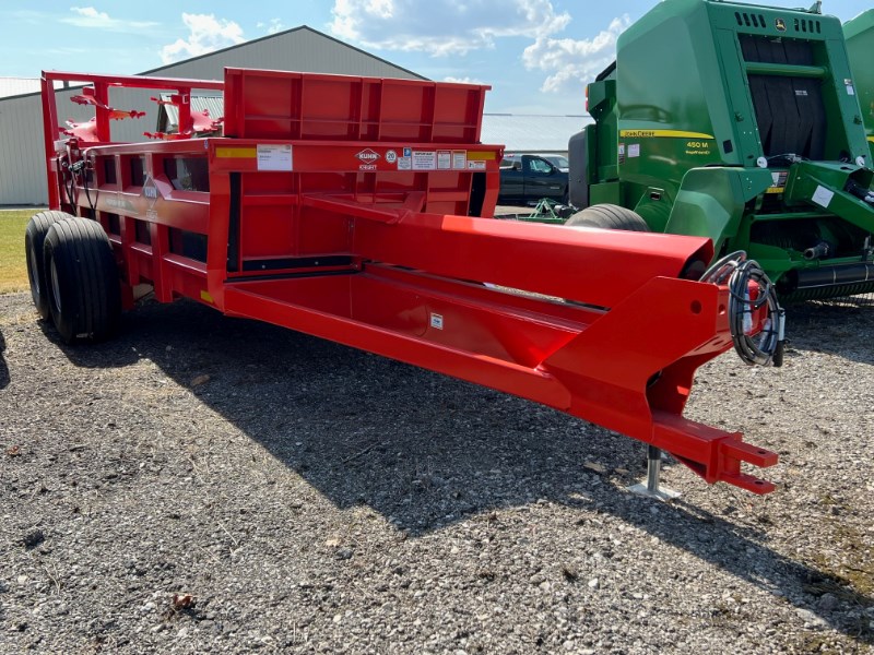 2024 Kuhn HP 140 Manure Spreader-Dry/Pull Type For Sale