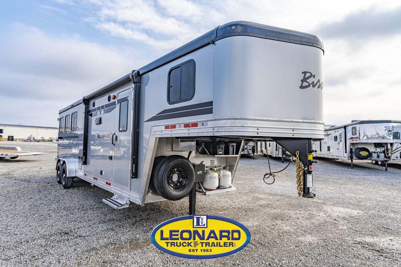 2025 Bison Coach SV7310 Horse Trailer-Living Quarters For Sale