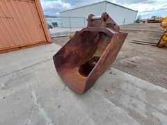 Excavator Bucket For Sale EMPIRE PC240S Excavator Bucket For Sale EMPIRE PC240S