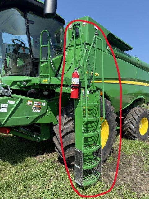 John Deere BXE10123 600 & 700 Series Combine Steps Parts For Sale