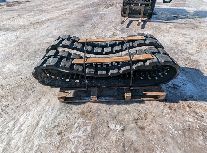 2025 Takeuchi TRACKS Skid Steer Attachment For Sale 2025 Takeuchi TRACKS Skid Steer Attachment For Sale