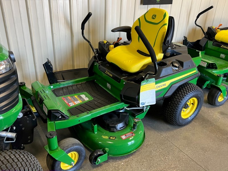 2026 John Deere Z320R - 42