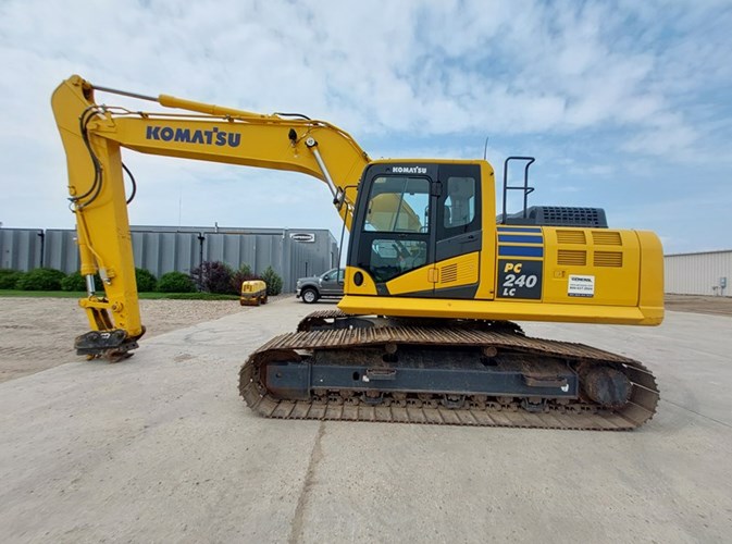2023 Komatsu PC240LC-11 Excavator For Sale 2023 Komatsu PC240LC-11 Excavator For Sale
